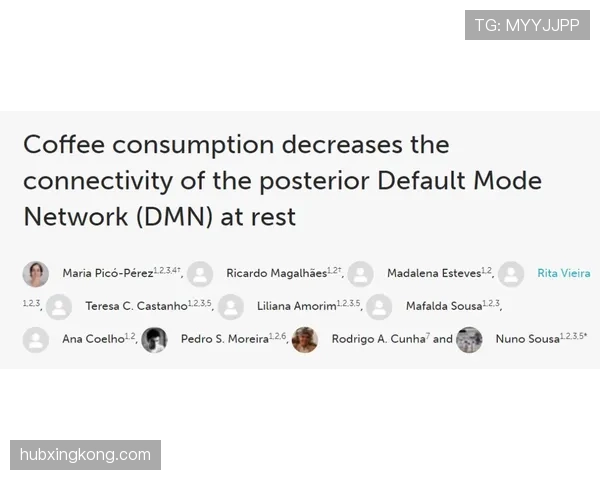 刷到高磊早晨自拍：咖啡一杯、纸袋三只、收据像账本，我都笑不出来
